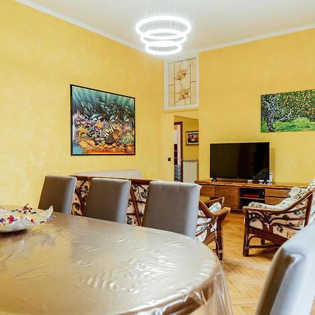 Luxe Apartment Near Milano, Rho Fiera E Mxp Busto Arsizio Kültér fotó