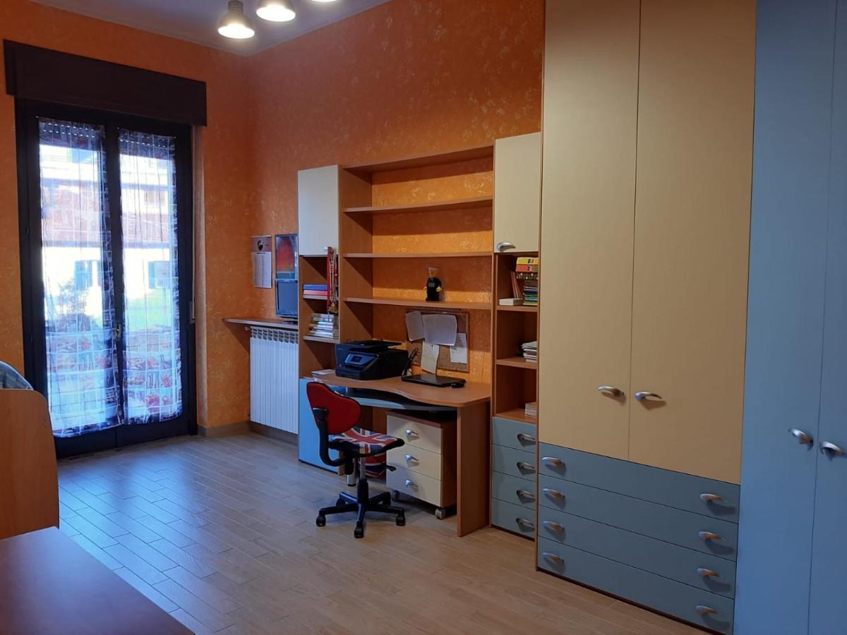 Luxe Apartment Near Milano, Rho Fiera E Mxp Busto Arsizio Kültér fotó